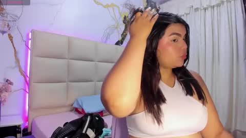 Lia online show from March 13, 2026, 12:12 pm