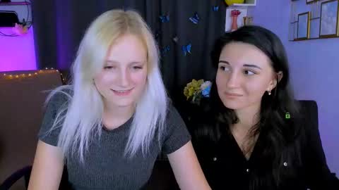 Snapshot of lia_sunset chatting on September 9, 2025, 4:50 pm Lia online show from September 9, 2025, 4:50 pm