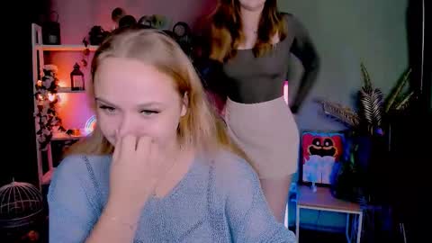Snapshot of lia_sunset chatting on September 20, 2025, 7:15 pm Lia online show from September 20, 2025, 7:15 pm