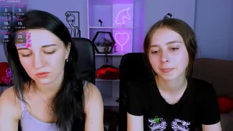 Snapshot of lia_sunset chatting on October 4, 2025, 12:14 pm Lia online show from October 4, 2025, 12:14 pm