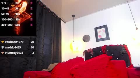 Lia Taylor online show from February 10, 2025, 3:53 pm