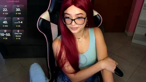 lia_varel online show from June 5, 2026, 10:59 pm