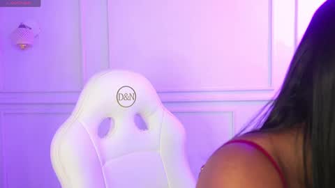 LIA  online show from April 17, 2026, 4:04 am