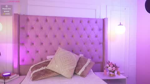 Snapshot of lia_velez_ chatting on April 29, 2026, 3:54 am LIA online show from April 29, 2026, 3:54 am