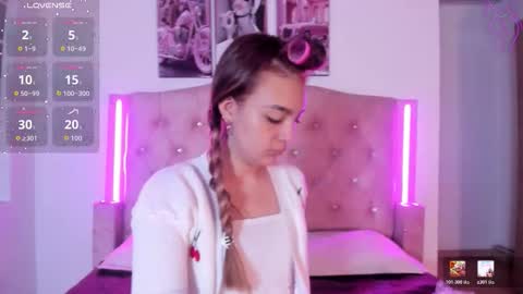 Snapshot of liaa_cutee chatting on January 13, 2026, 11:04 am Lia online show from January 13, 2026, 11:04 am