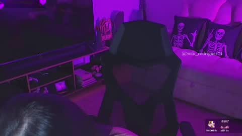 Snapshot of liaa_rodriguezz chatting on February 23, 2025, 1:57 am Liaa  online show from February 23, 2025, 1:57 am