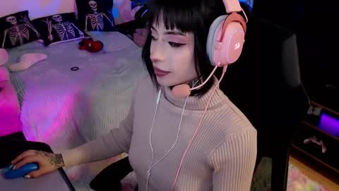 Snapshot of liaa_rodriguezz chatting on October 11, 2025, 11:47 pm Liaa  online show from October 11, 2025, 11:47 pm