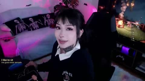 Snapshot of liaa_rodriguezz chatting on October 14, 2025, 10:32 pm Liaa  online show from October 14, 2025, 10:32 pm