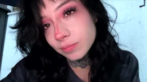 Liaa  online show from February 10, 2026, 11:09 pm