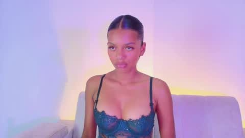 Lia online show from May 24, 2026, 8:14 pm