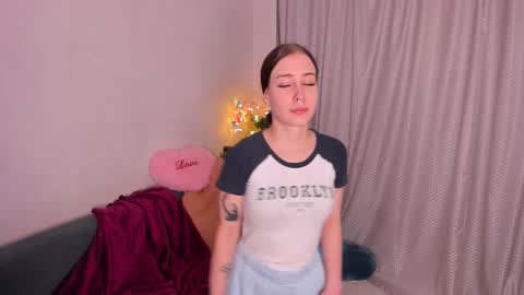 Snapshot of liablund chatting on March 11, 2025, 6:52 pm Milana online show from March 11, 2025, 6:52 pm