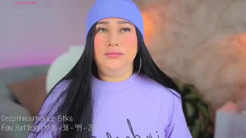 Lia Cox online show from November 19, 2025, 3:06 am