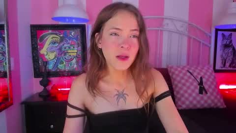 ---Liah--- online show from December 3, 2025, 9:35 pm