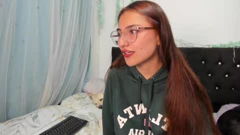 Liah  online show from March 17, 2026, 11:30 pm