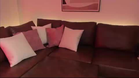 Snapshot of liahjhons chatting on October 17, 2025, 2:15 am Liah online show from October 17, 2025, 2:15 am