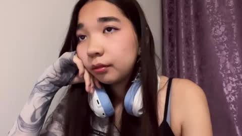 liaisonx_rosa online show from November 12, 2025, 2:50 pm