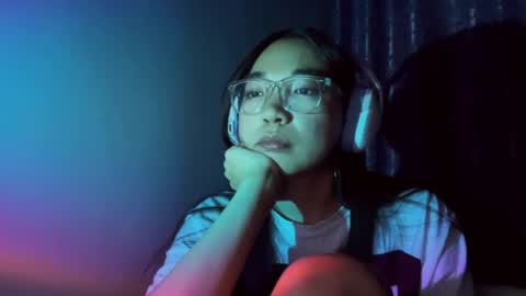 liaisonx_rosa online show from November 17, 2025, 6:57 pm