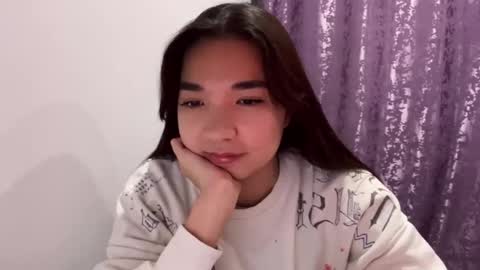 liaisonx_rosa online show from December 2, 2025, 1:39 pm