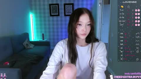 Snapshot of lialilia chatting on September 23, 2025, 8:28 am lialilia online show from September 23, 2025, 8:28 am