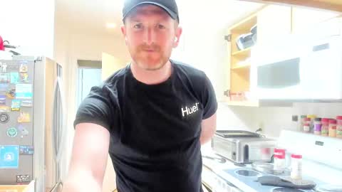 Liam online show from February 26, 2025, 2:37 am