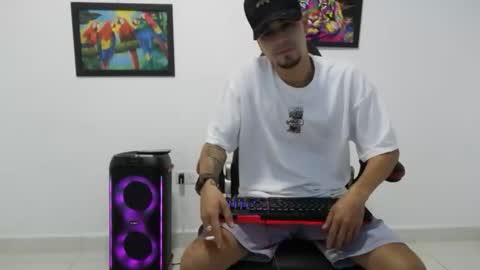 Andres online show from October 22, 2025, 9:47 pm