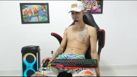 Andres online show from November 1, 2025, 10:56 pm