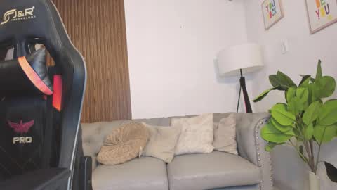 Liam Collins online show from February 17, 2026, 11:50 am