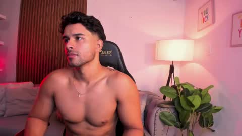 Snapshot of liam_colliins chatting on May 8, 2026, 12:10 pm Liam Collins online show from May 8, 2026, 12:10 pm