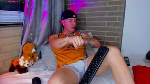 Snapshot of liam_oficial chatting on February 25, 2026, 4:00 am liam online show from February 25, 2026, 4:00 am