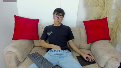 Snapshot of liam_orion chatting on March 8, 2025, 8:25 pm LIAM online show from March 8, 2025, 8:25 pm