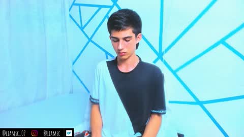 Snapshot of liam_scott77 chatting on October 30, 2025, 2:13 am Liam scott77 online show from October 30, 2025, 2:13 am