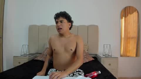 Snapshot of liamandjordan chatting on December 13, 2025, 8:14 pm LiamANDjordan online show from December 13, 2025, 8:14 pm