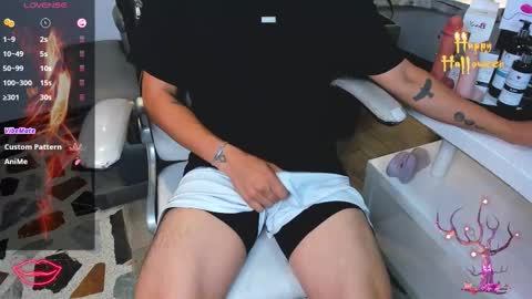 LiamDeep online show from October 28, 2025, 11:29 pm