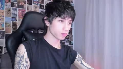 Snapshot of liamelf chatting on March 6, 2025, 6:30 am Liam online show from March 6, 2025, 6:30 am