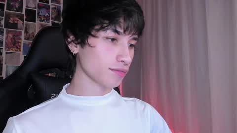 Snapshot of liamelf chatting on March 8, 2025, 1:50 am Liam online show from March 8, 2025, 1:50 am