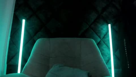 Snapshot of liamkron chatting on May 11, 2026, 4:04 pm Liam twink big dick online show from May 11, 2026, 4:04 pm