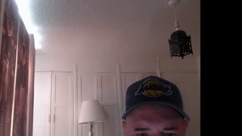 Snapshot of liamlight chatting on August 3, 2026, 8:35 am liamlight online show from August 3, 2026, 8:35 am