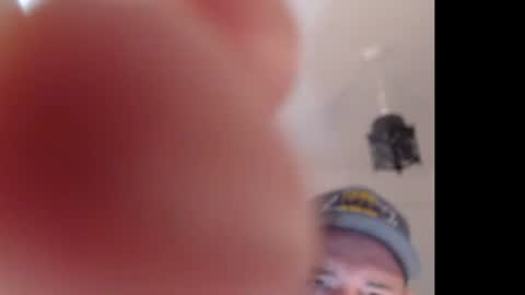Snapshot of liamlight chatting on August 3, 2026, 9:04 am liamlight online show from August 3, 2026, 9:04 am