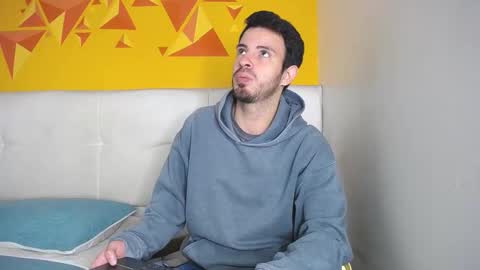 LiamLuxe online show from October 8, 2025, 1:53 pm
