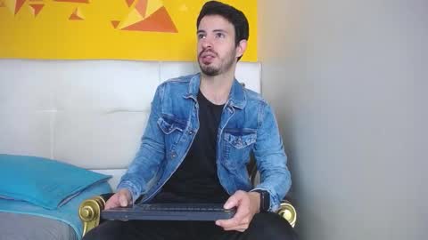 LiamLuxe online show from October 21, 2025, 1:34 pm