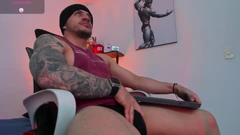 Snapshot of liamreigns_ chatting on September 22, 2025, 11:45 am liam online show from September 22, 2025, 11:45 am