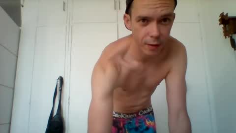 Snapshot of liamrosezn chatting on June 14, 2026, 7:10 am LiamRose online show from June 14, 2026, 7:10 am