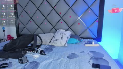 Liam  online show from March 3, 2025, 8:00 pm