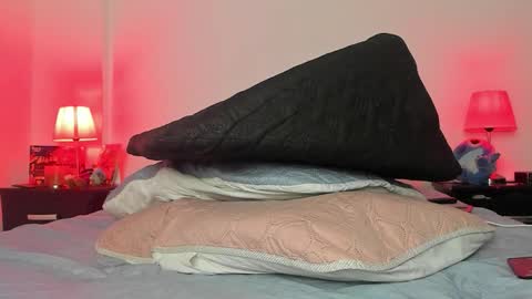 liamtrevor online show from November 20, 2025, 8:52 pm