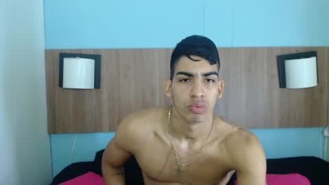 Snapshot of liamwyat chatting on November 24, 2025, 10:48 am L I A M online show from November 24, 2025, 10:48 am