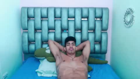 Snapshot of liamwyat chatting on December 1, 2025, 10:42 am L I A M online show from December 1, 2025, 10:42 am