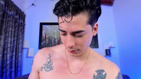 liamwyatt_ online show from October 19, 2025, 3:18 am