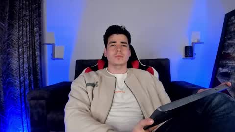 Snapshot of liamwyatt_ chatting on March 16, 2026, 2:17 am liamwyatt_ online show from March 16, 2026, 2:17 am