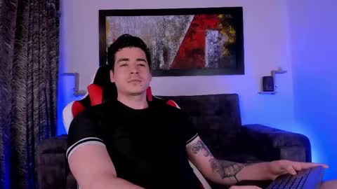 Snapshot of liamwyatt_ chatting on May 1, 2026, 3:11 am liamwyatt_ online show from May 1, 2026, 3:11 am