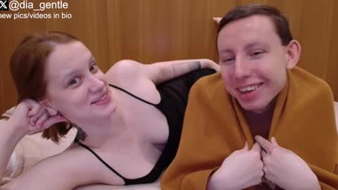 Dia and Julian online show from January 10, 2026, 4:47 am